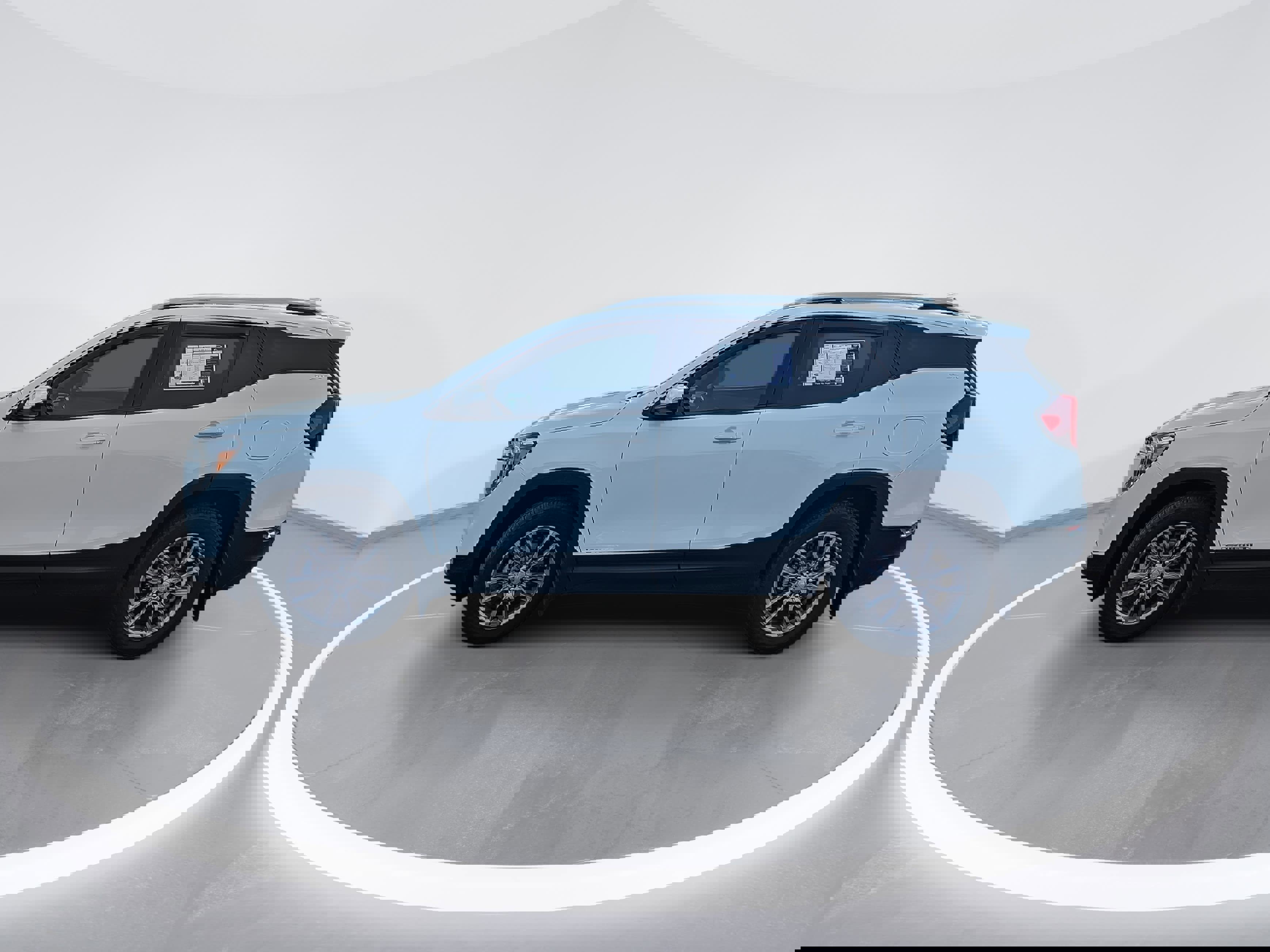 Used 2024 GMC Terrain SLT w/ Infotainment Package II image 6