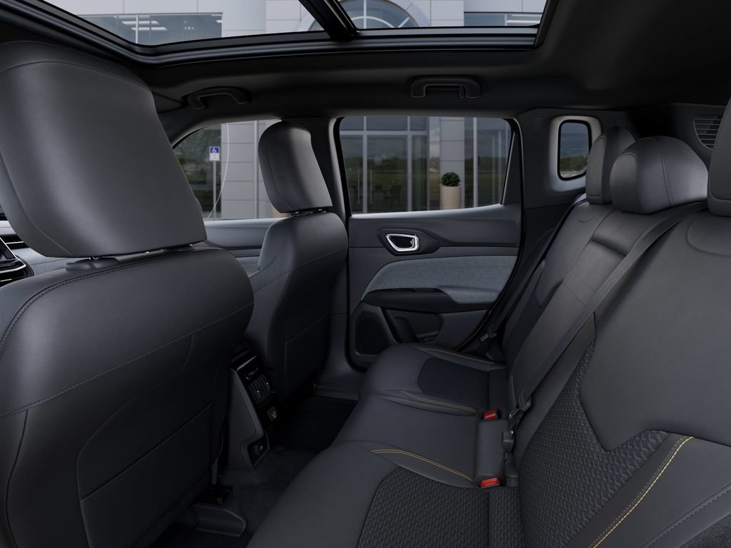 New 2026 Jeep Compass Latitude AWD/4WD image 24