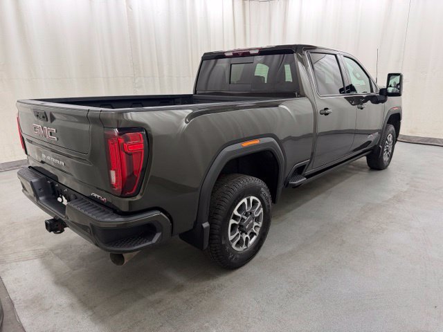 Used 2023 GMC Sierra 2500 AT4 w/ AT4 Preferred Package AWD/4WD image 2