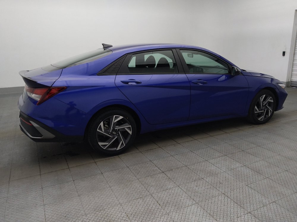 Used 2025 Hyundai Elantra Sport w/ Cargo Package FWD image 10