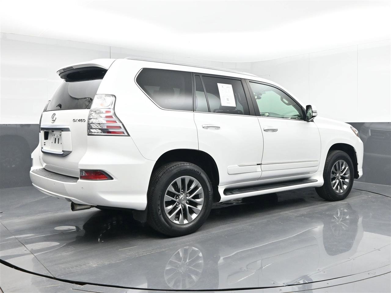 Used 2016 Lexus GX 460 Luxury AWD/4WD image 5
