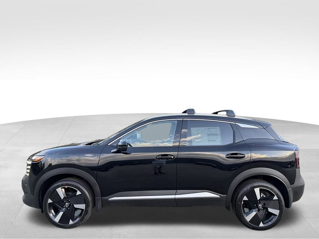 New 2026 Nissan Kicks SR image 2