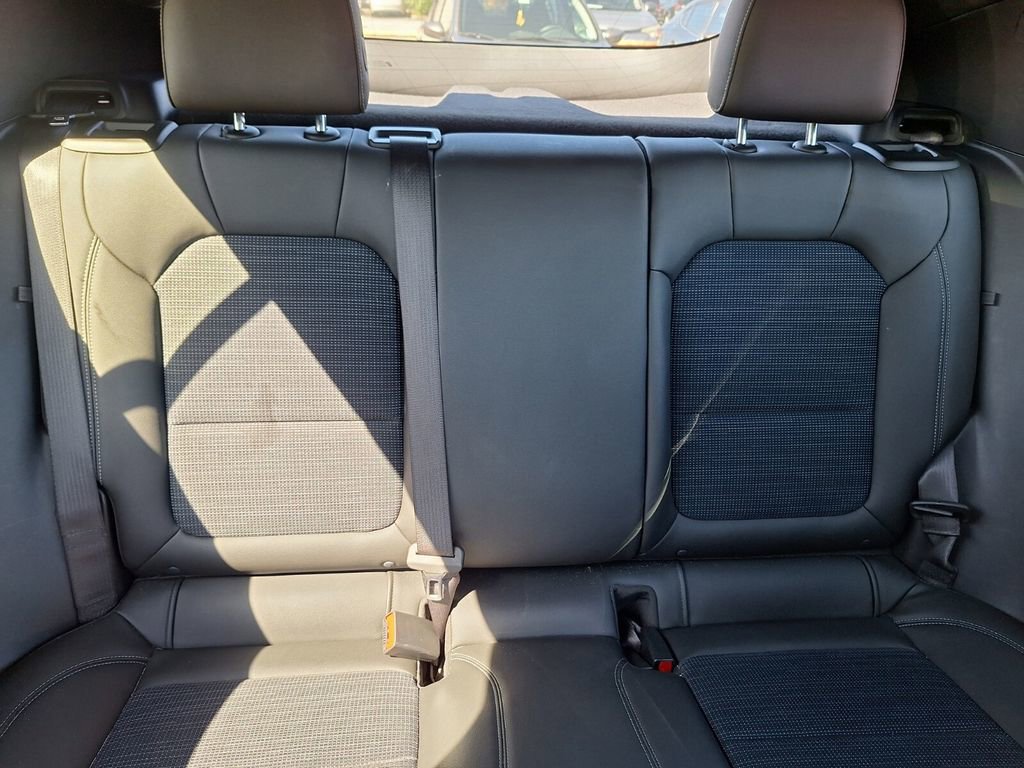 Used 2025 Buick Envista Preferred image 26