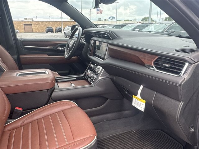 Certified 2023 GMC Yukon Denali Ultimate AWD/4WD image 29
