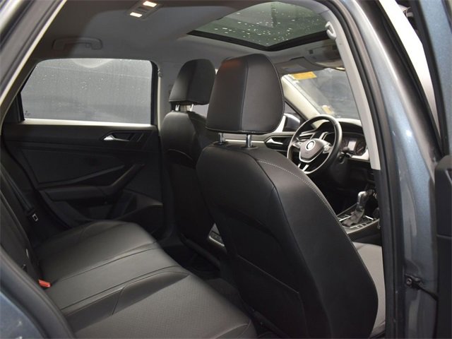 Used 2019 Volkswagen Jetta R-Line image 11