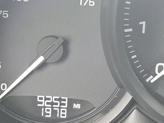 Used 2024 Porsche Macan image 5