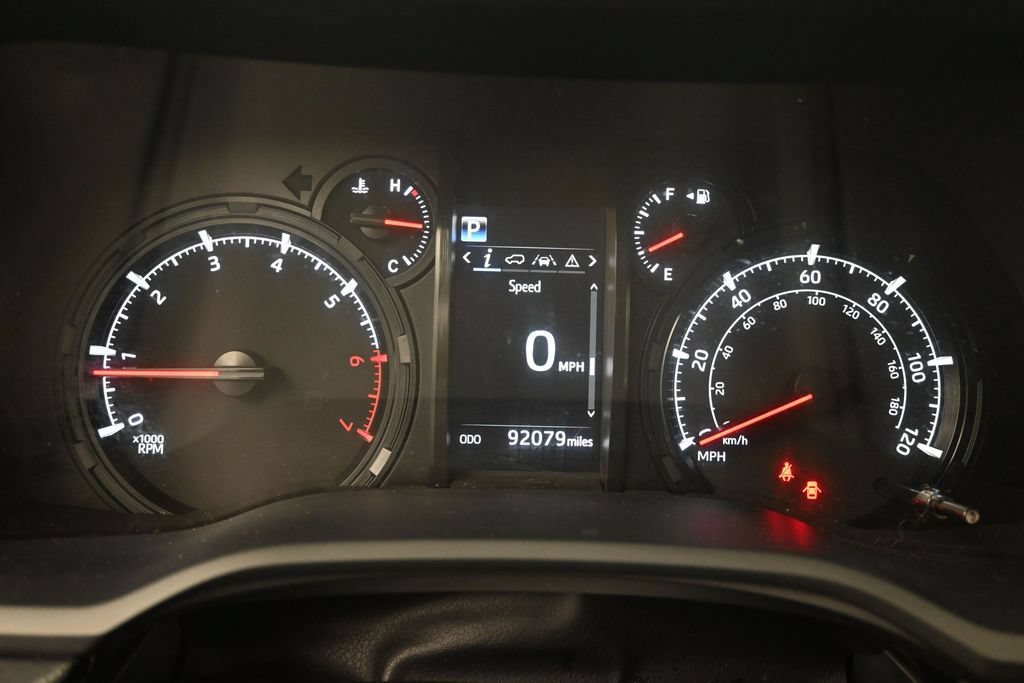 Used 2023 Toyota 4Runner SR5 AWD/4WD image 24
