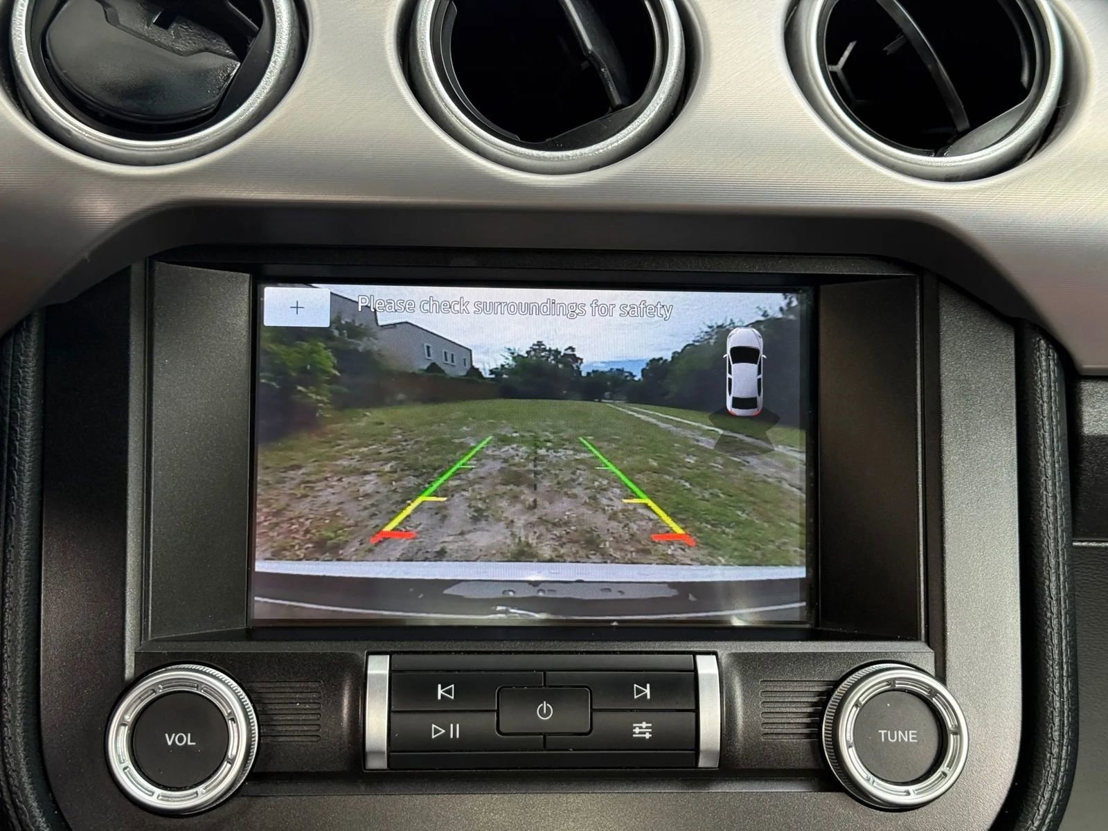 Used 2020 Ford Mustang Premium image 26