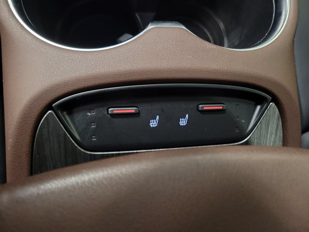 Used 2022 Toyota Venza XLE AWD/4WD image 18