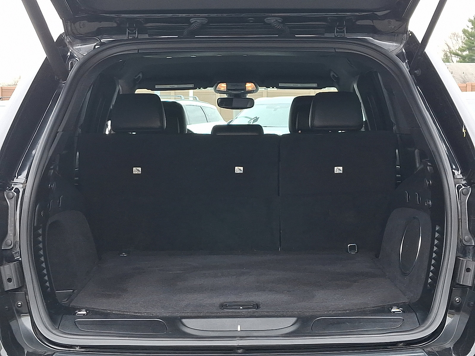 Used 2017 Jeep Grand Cherokee Altitude image 28