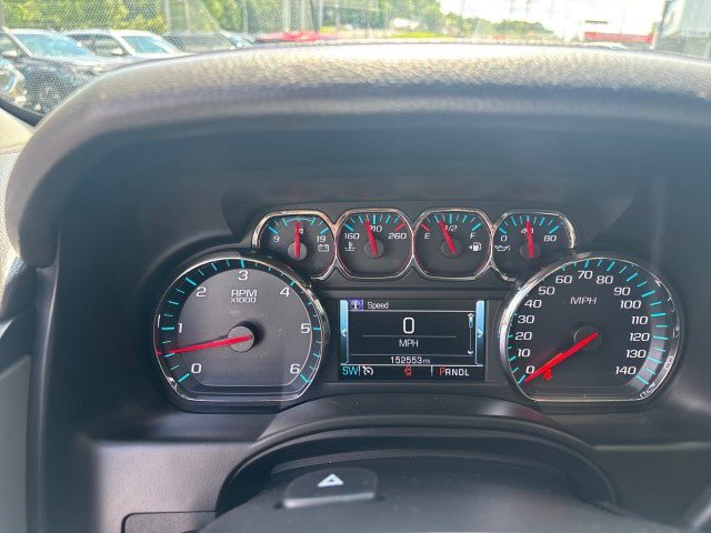 Used 2018 Chevrolet Suburban LT AWD/4WD image 20