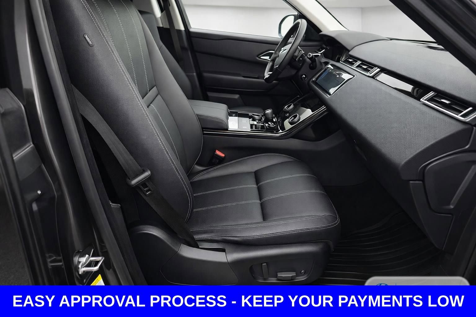 Used 2019 Land Rover Range Rover Velar S AWD/4WD image 13