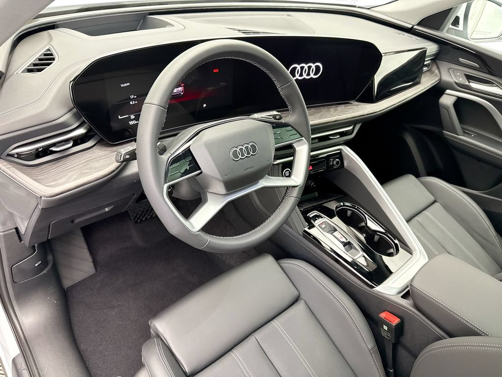 Used 2025 Audi Q5 Premium Plus AWD/4WD image 11