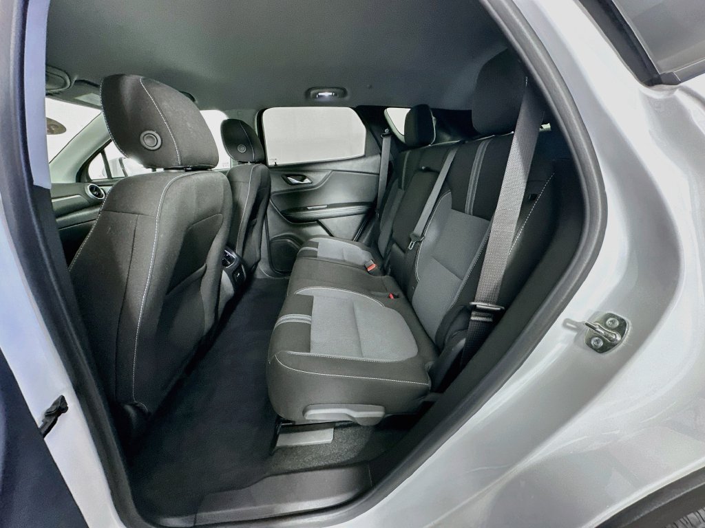 Used 2023 Chevrolet Blazer LT w/ Convenience Package FWD image 33