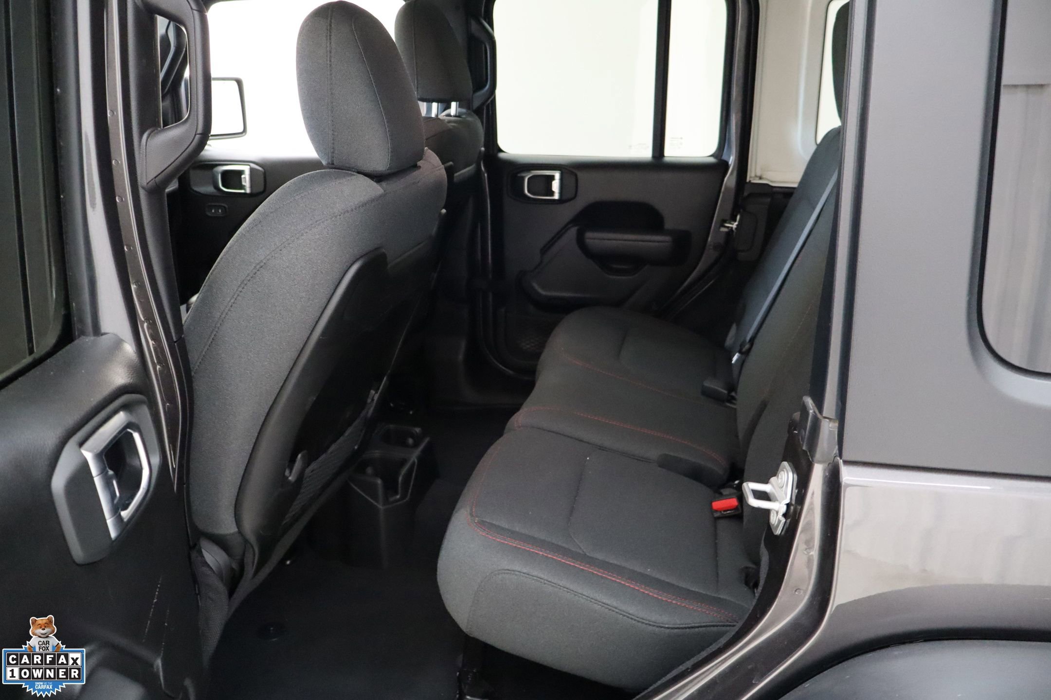 Used 2025 Jeep Wrangler Unlimited Rubicon image 26