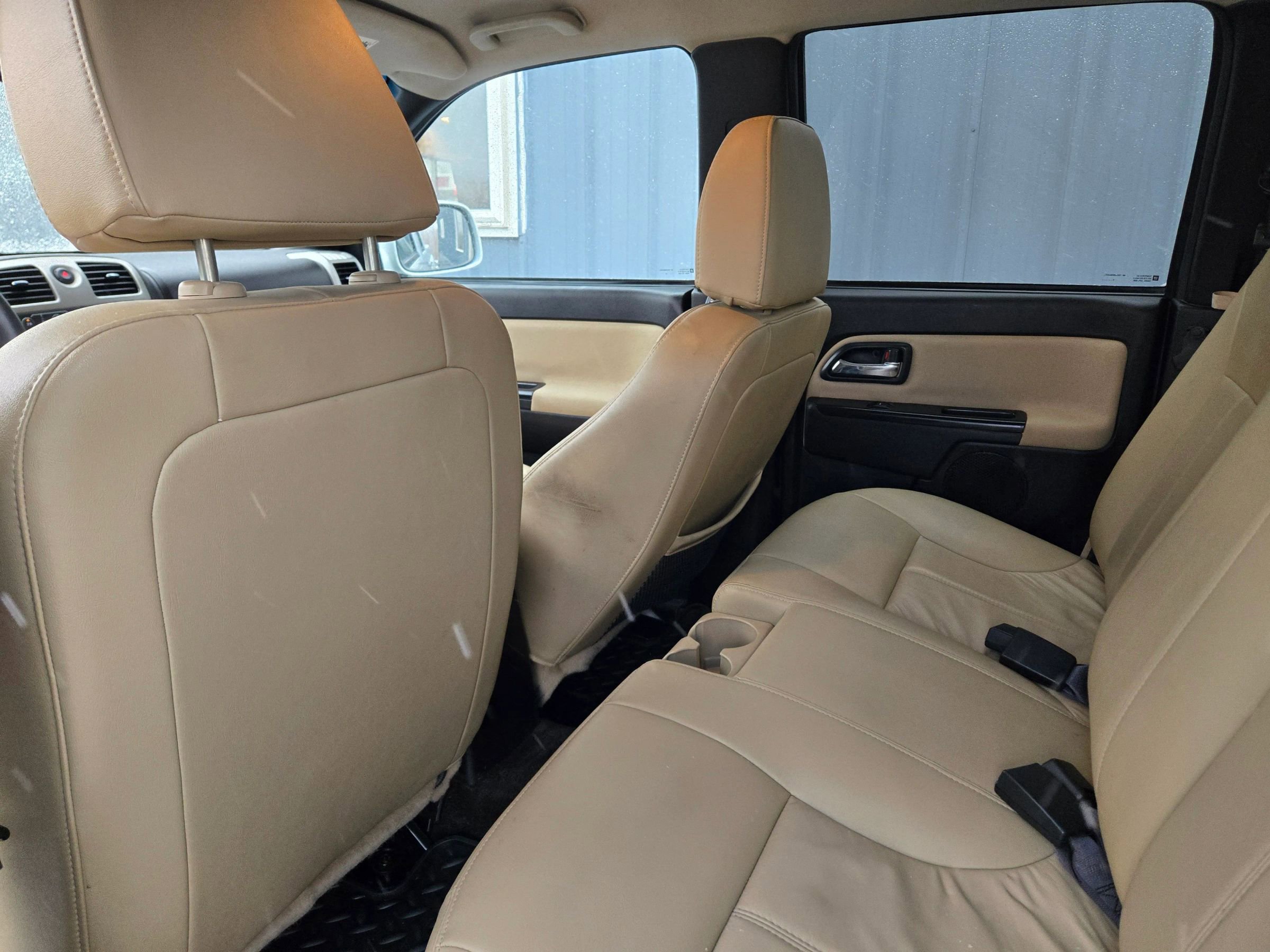 Used 2011 Chevrolet Colorado LT image 34