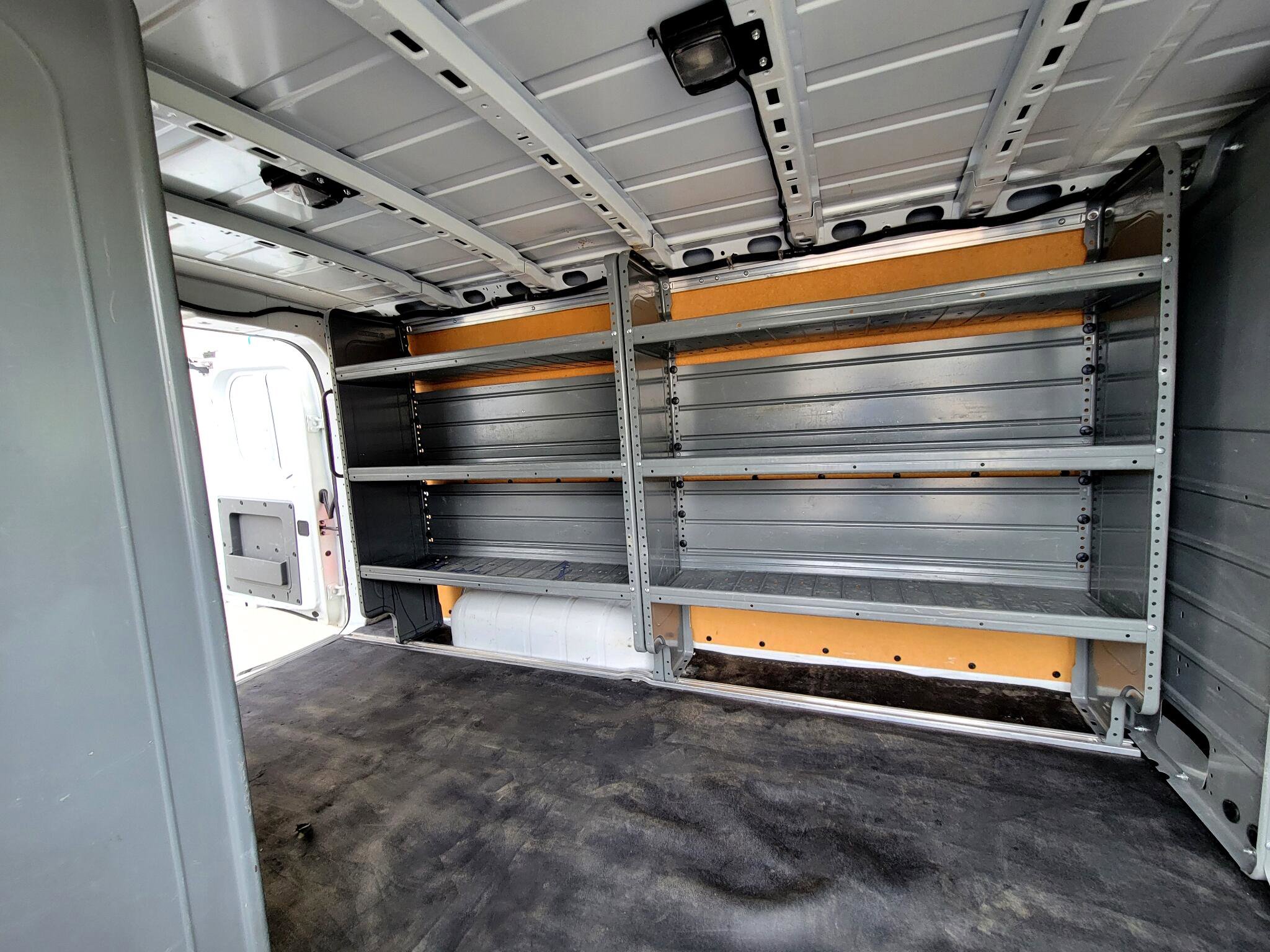 Used 2020 Nissan NV 2500 SV image 37