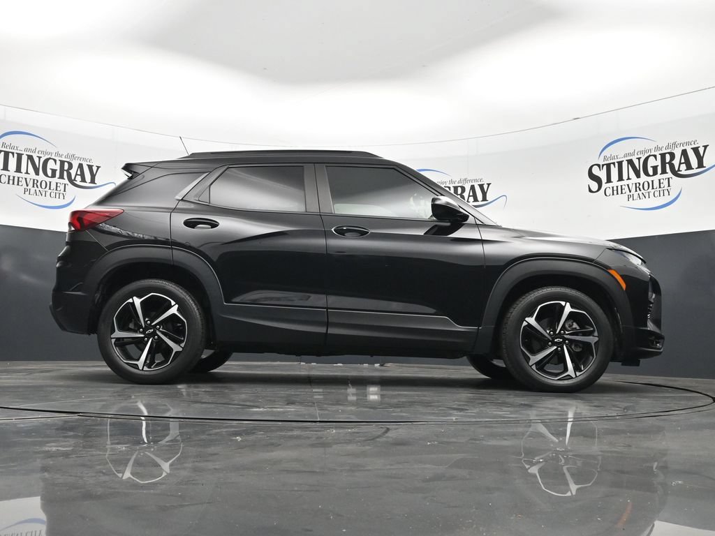Certified 2023 Chevrolet TrailBlazer RS FWD image 33