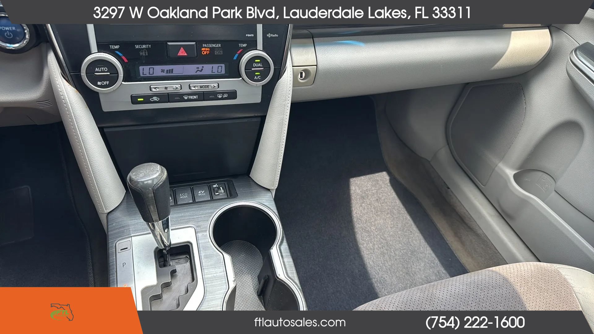 Used 2013 Toyota Camry XLE w/ Leather Pkg FWD image 54