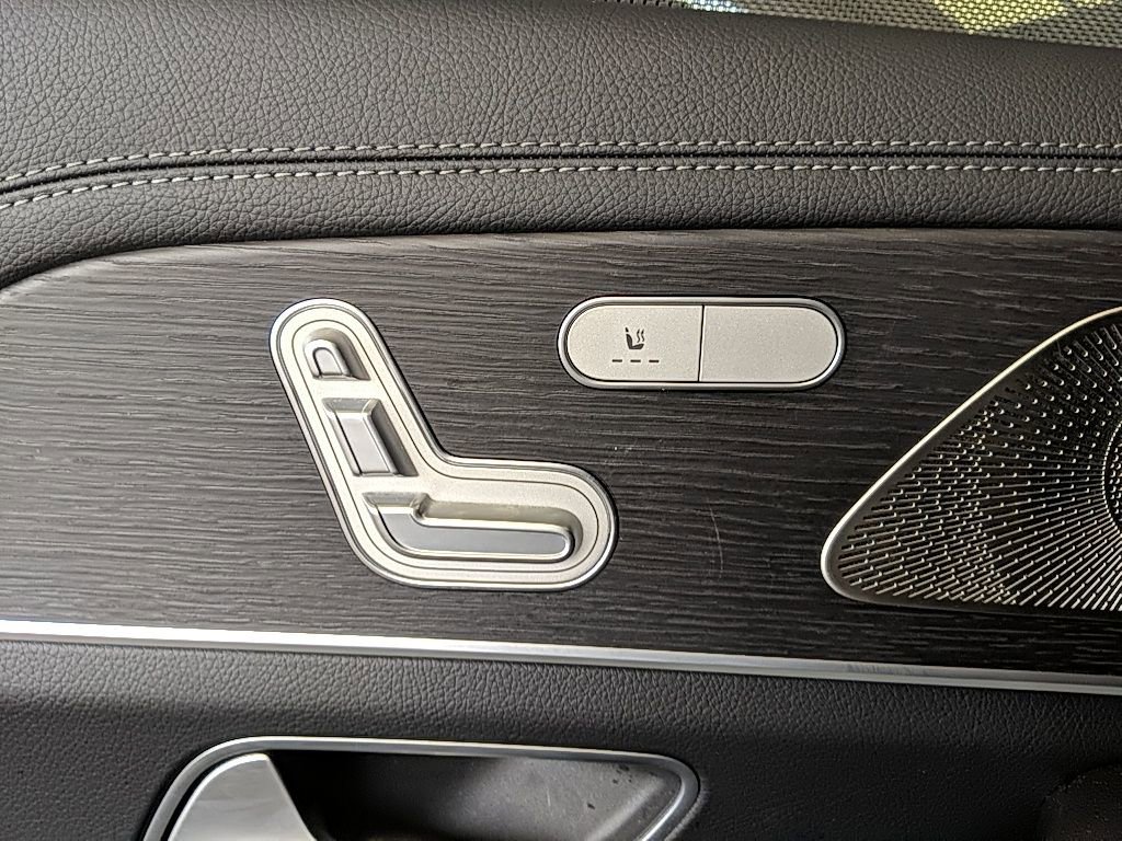 Used 2025 Mercedes-Benz GLS 450 4MATIC image 18