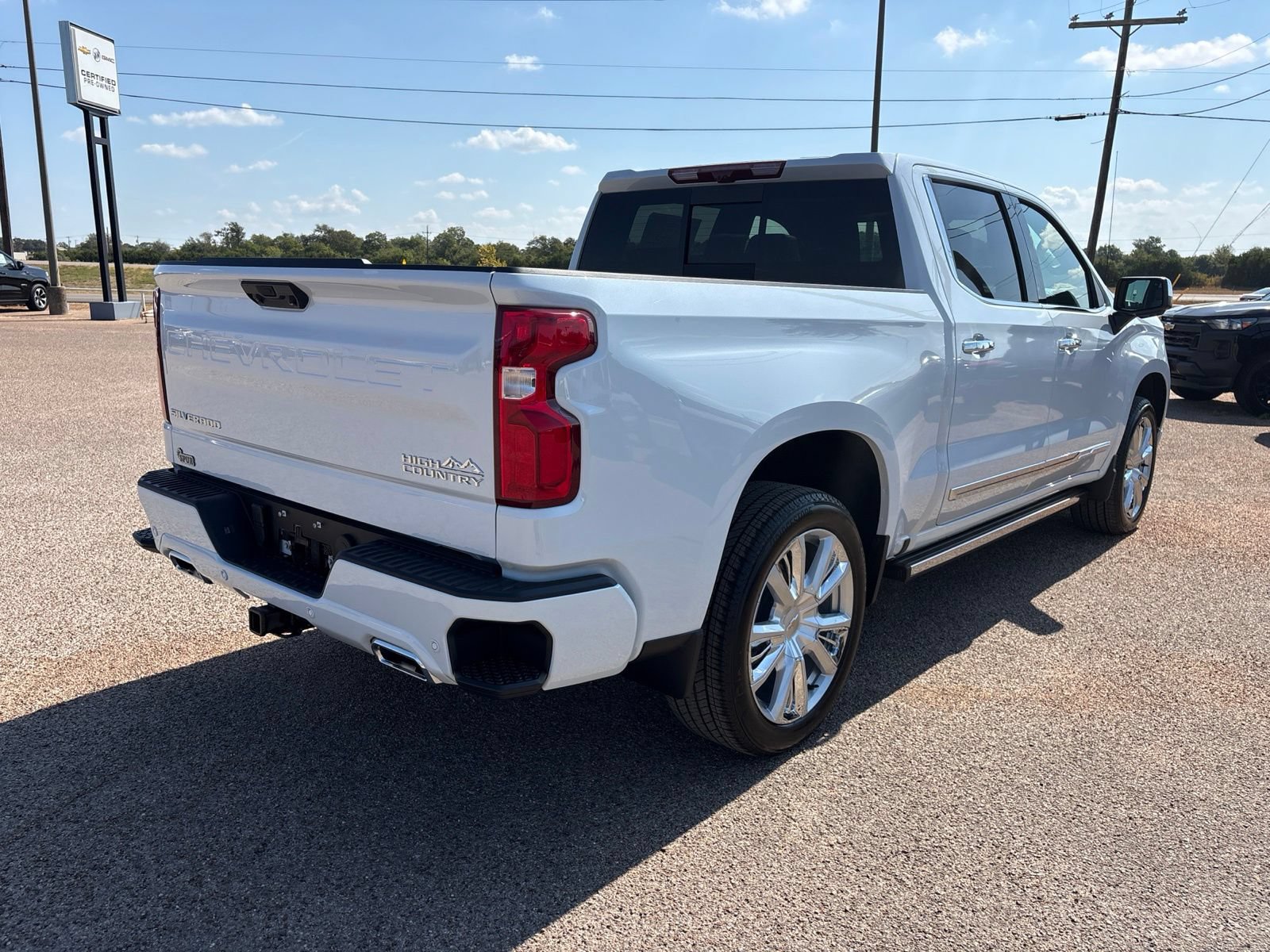 New 2026 Chevrolet Silverado 1500 High Country w/ High Country Premium Package AWD/4WD image 6
