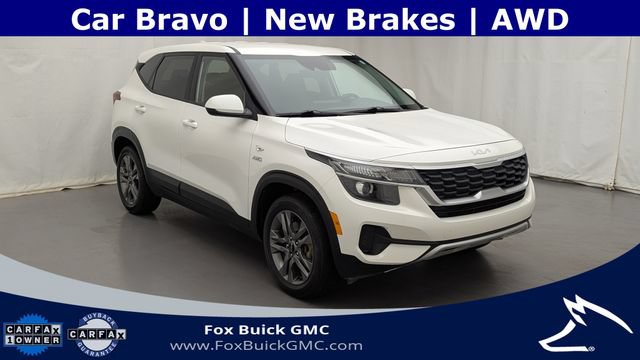 Used 2022 Kia Seltos LX AWD/4WD image 3