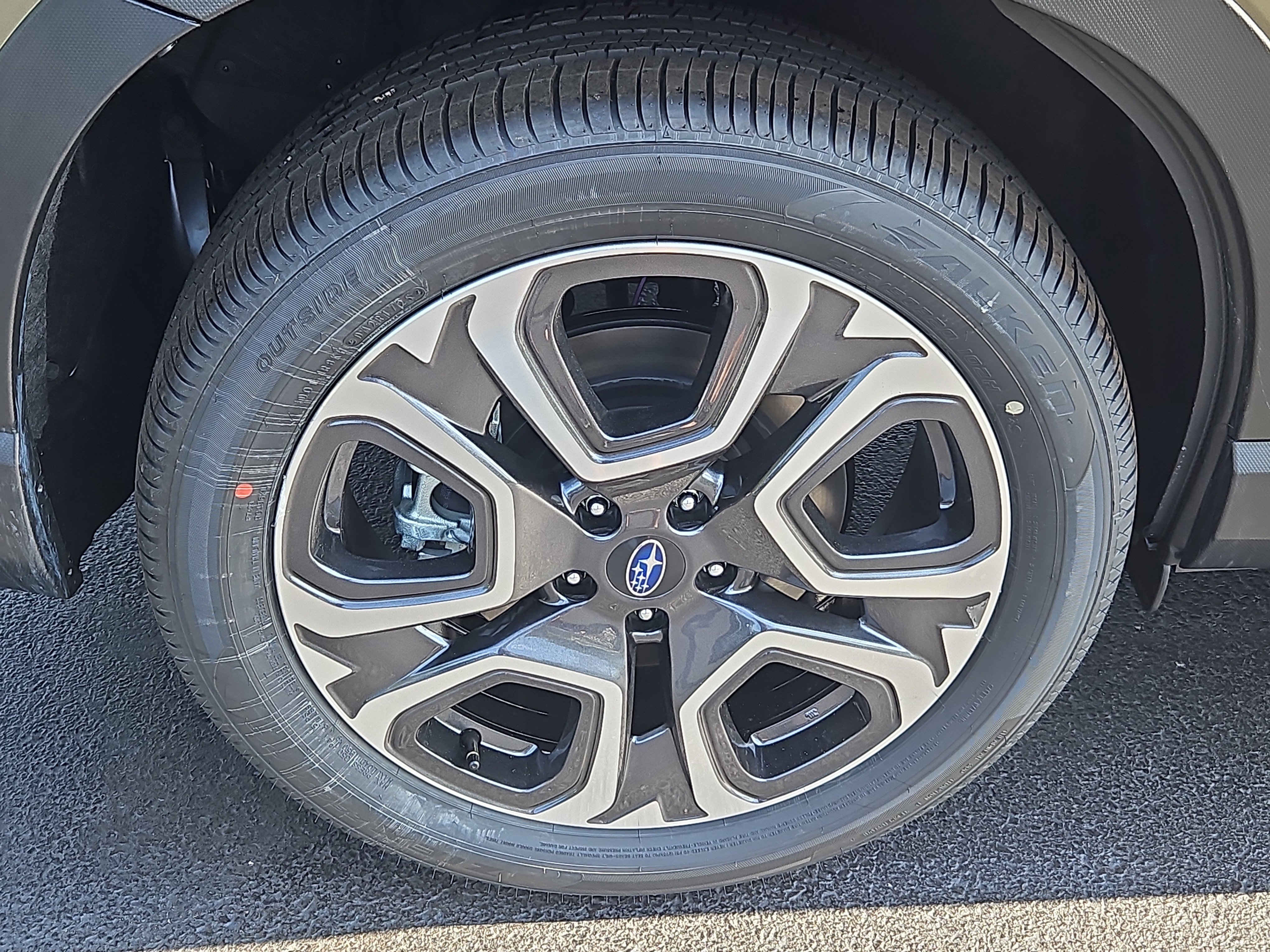 New 2025 Subaru Ascent Touring image 3