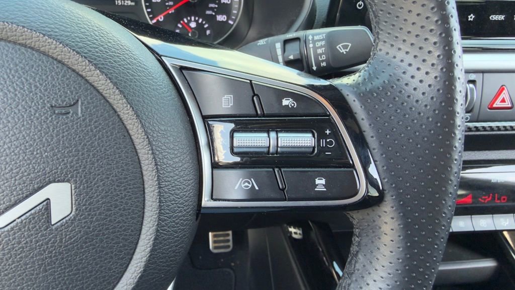 Used 2024 Kia Forte GT-Line FWD image 9