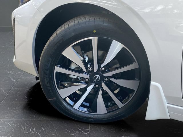 New 2025 Nissan Sentra SV w/ SV Premium Package image 30