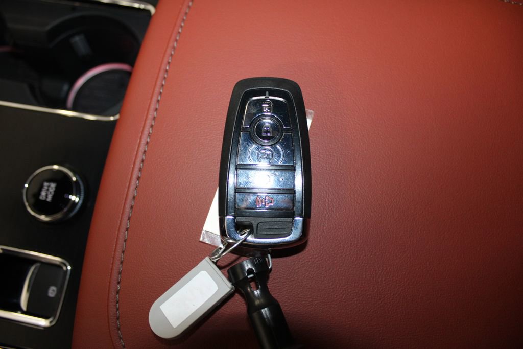 Used 2025 Lincoln Aviator Reserve image 57