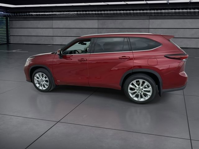 Used 2026 Toyota Highlander Limited AWD/4WD image 5