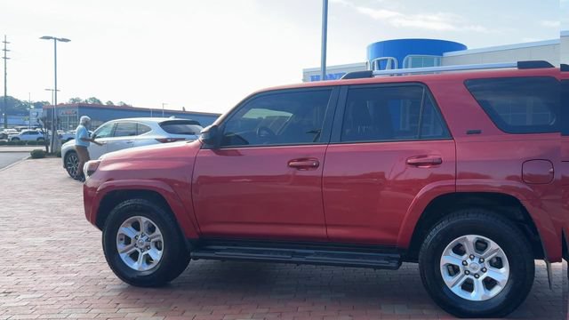 Used 2019 Toyota 4Runner SR5 RWD image 8