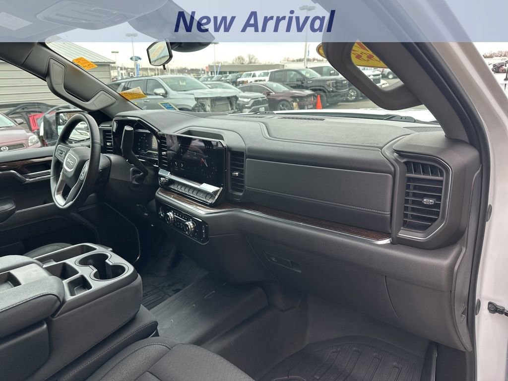 Certified 2024 GMC Sierra 1500 Elevation image 7