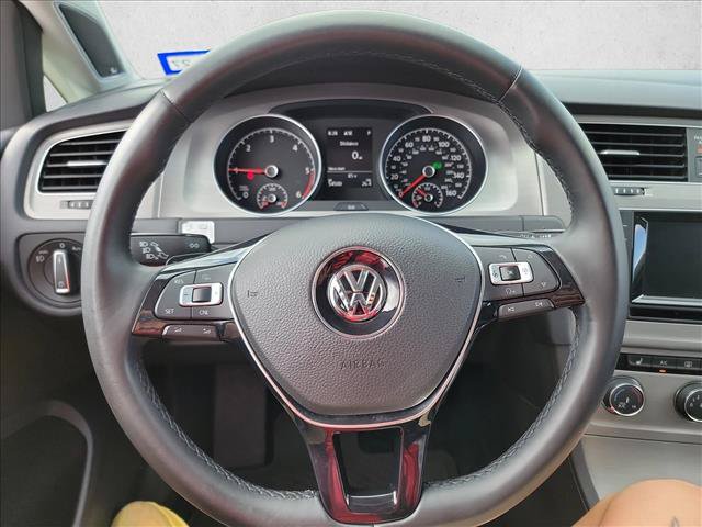 Used 2015 Volkswagen Golf TDI SE FWD image 16