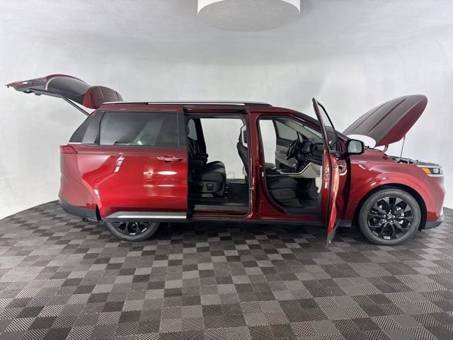 Certified 2023 Kia Carnival SX Prestige image 15