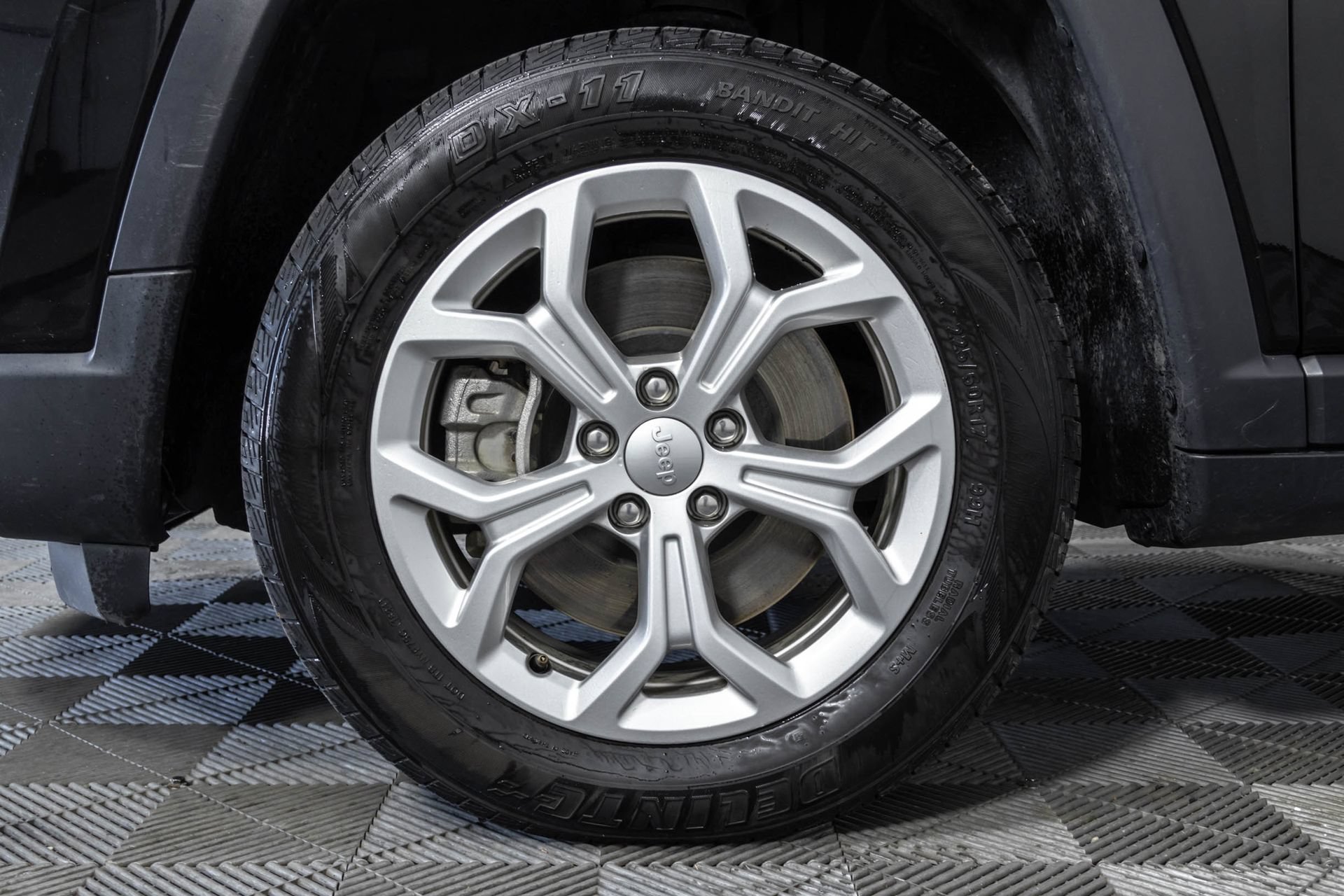 Used 2024 Jeep Compass Latitude AWD/4WD image 44