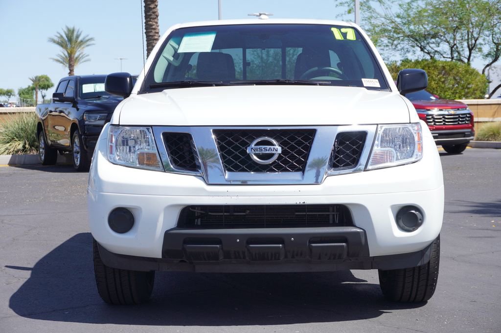 Certified 2017 Nissan Frontier SV image 5