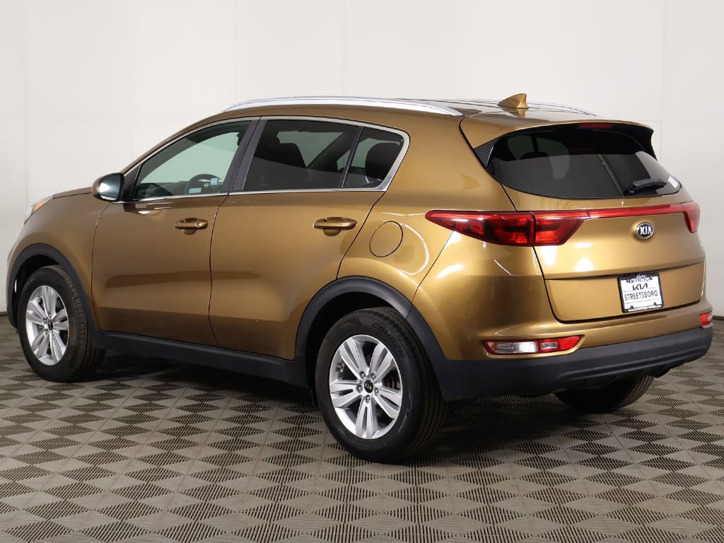 Used 2019 Kia Sportage LX w/ Option Group 017 FWD image 7
