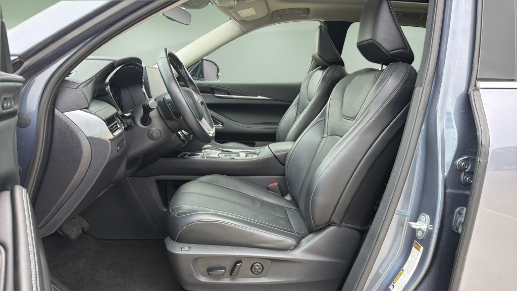 Used 2023 INFINITI QX60 Sensory AWD/4WD image 33