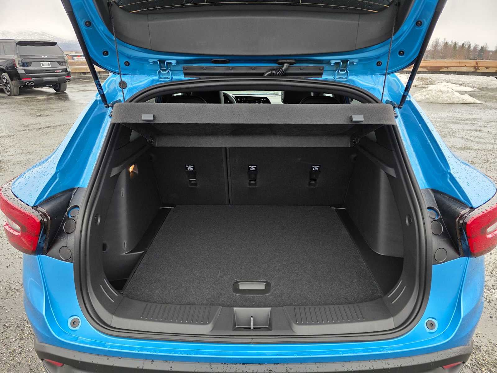 New 2026 Chevrolet Trax RS w/ Sunroof Package FWD image 14