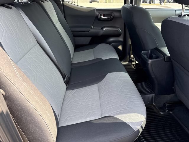 Used 2020 Toyota Tacoma TRD Off-Road w/ Technology Package AWD/4WD image 20