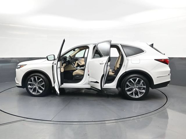 Used 2024 Acura MDX SH-AWD w/ Technology Package image 42
