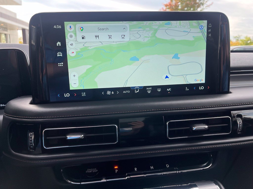 Used 2026 Lincoln Aviator AWD image 32