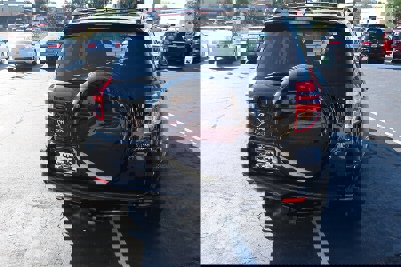 Used 2012 Toyota RAV4 4WD w/ Value Pkg image 6