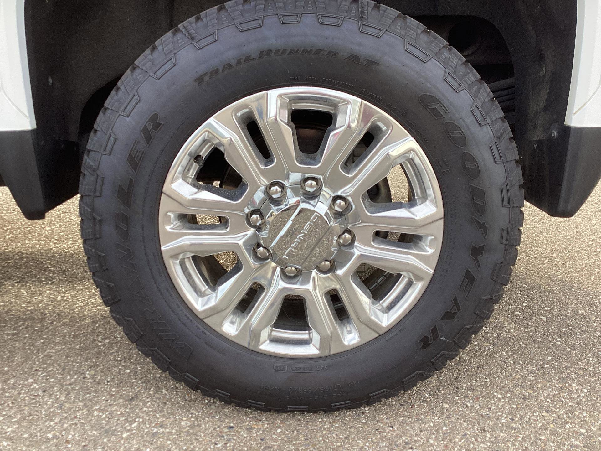 Used 2020 GMC Sierra 2500 Denali w/ Denali Ultimate Package image 8