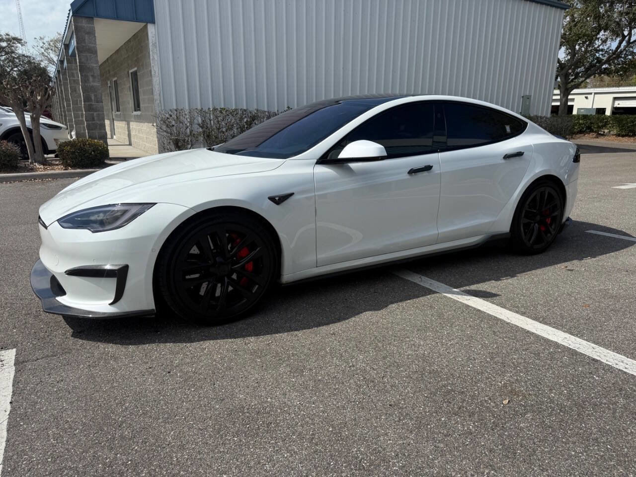 Used 2021 Tesla Model S Plaid image 2
