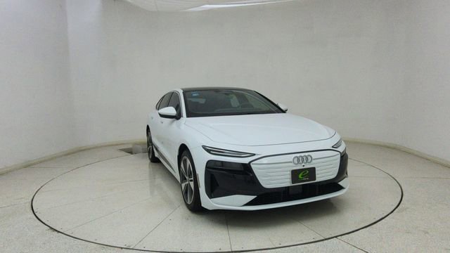 Used 2025 Audi A6 e-tron Premium w/ Convenience Package image 62