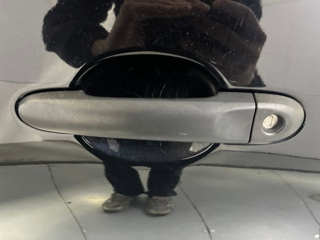 Used 2018 Nissan Versa S Plus image 38
