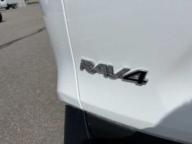 Used 2024 Toyota RAV4 XLE image 10