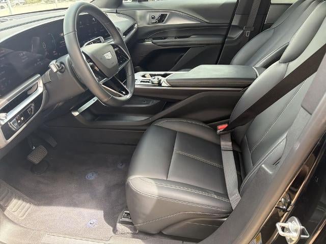 Certified 2024 Cadillac Lyriq Tech RWD image 9